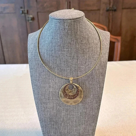 Collar Pendant Necklace Bohemian Distressed Gold Tone Santa Fe by Lia Sophia - Picture 1 of 7